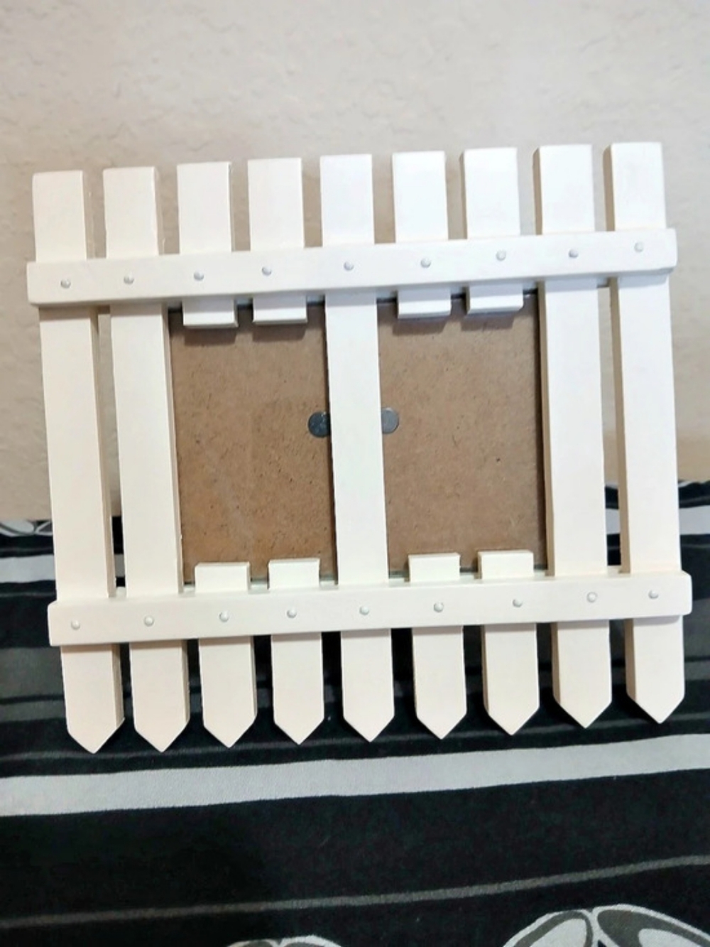 Kenrich White Picket Fence Picture Frame.